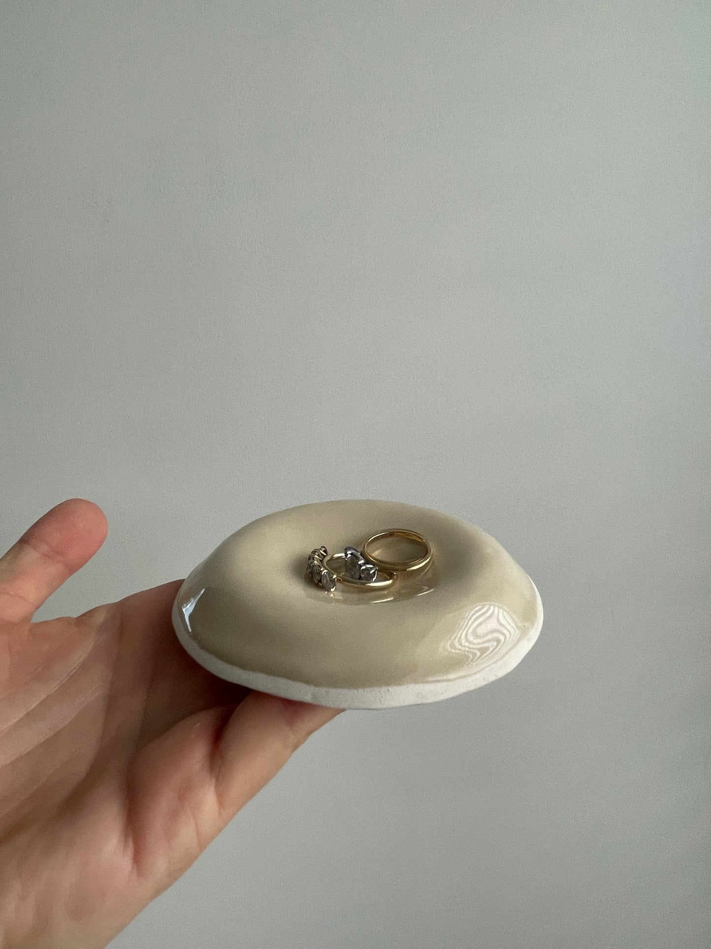 Cushion plate